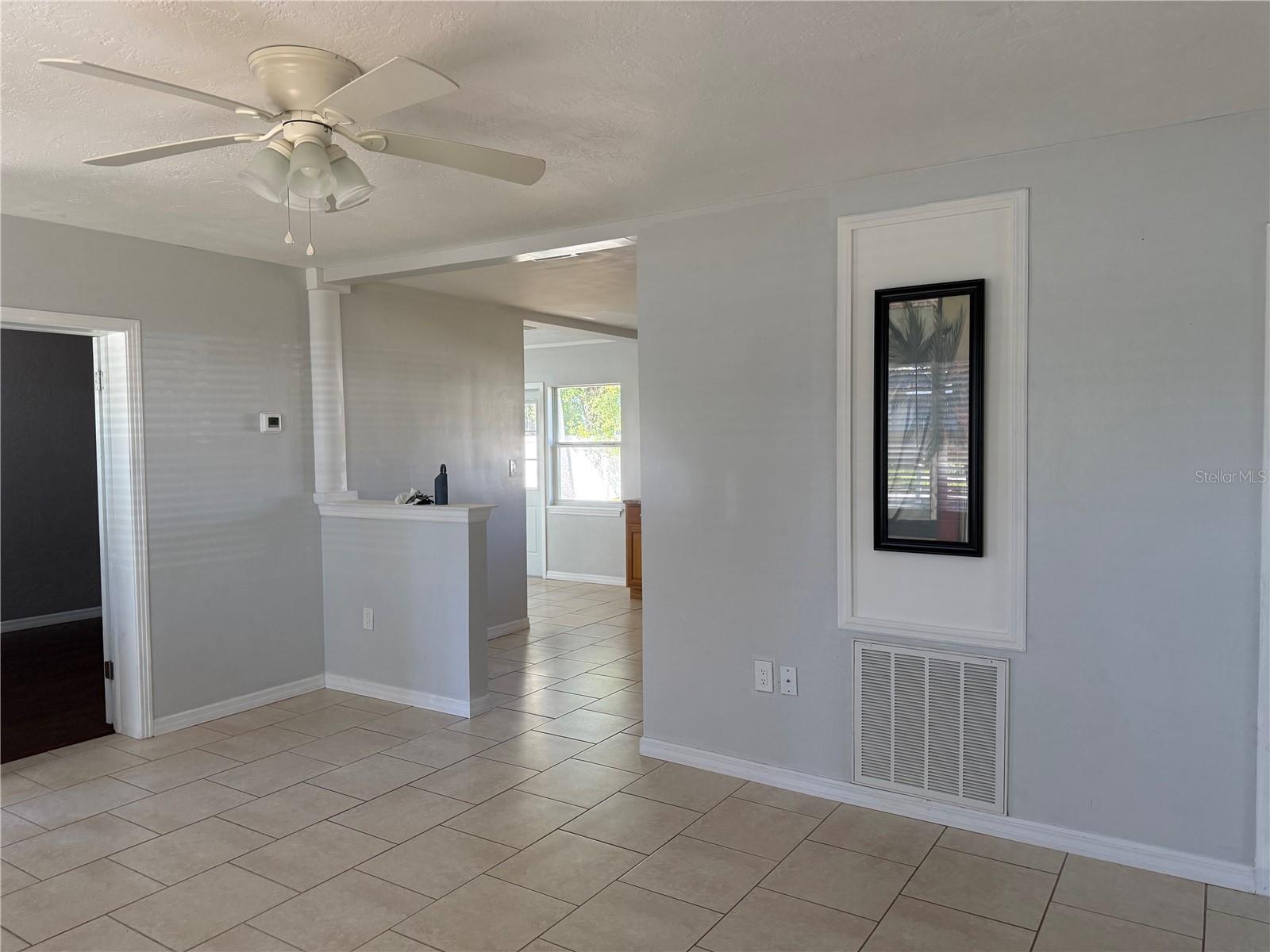 Image 4 of 14 For 4310 7th Avenue W