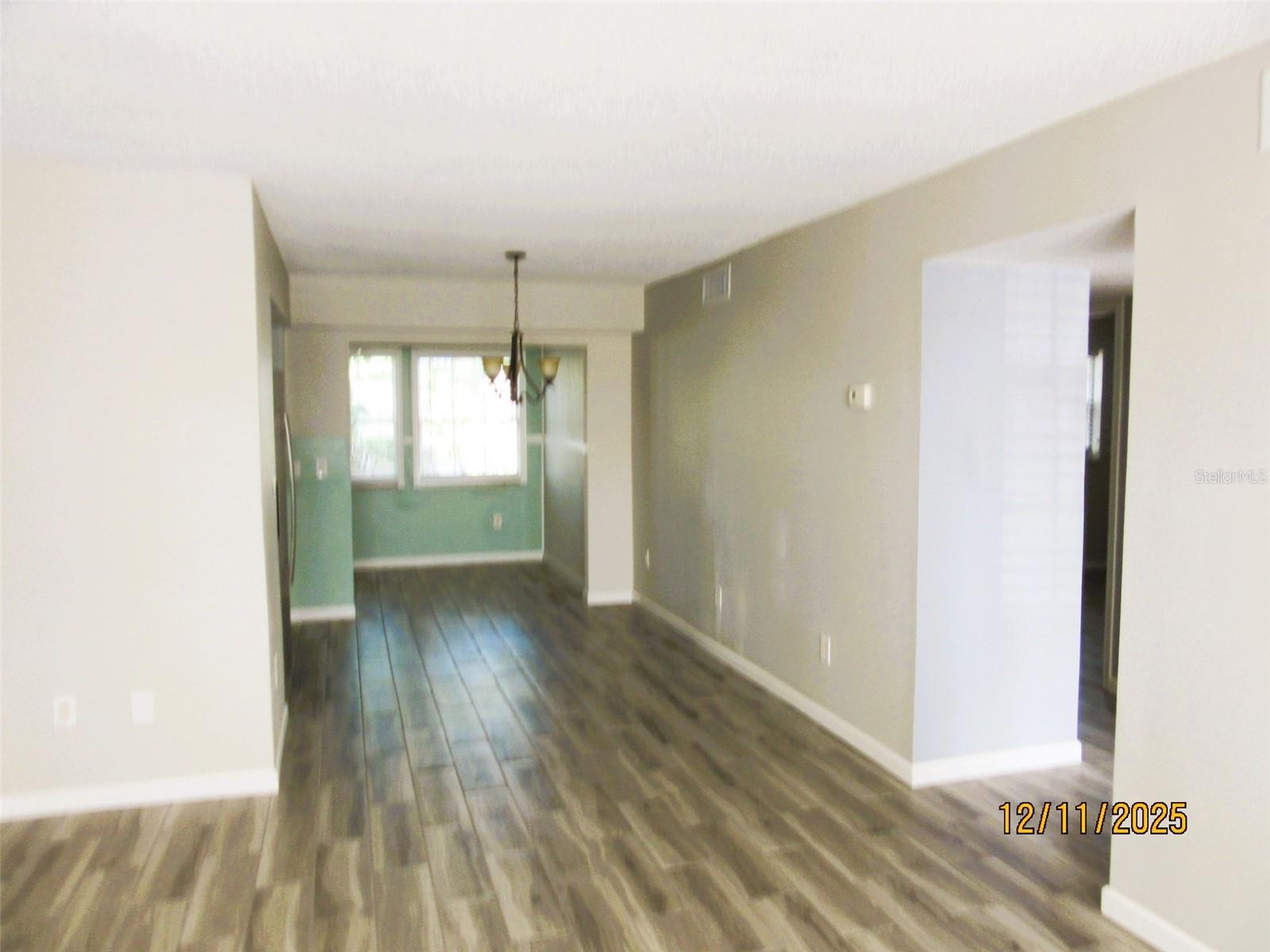 Image 5 of 11 For 4158 Tamiami Trail Q2