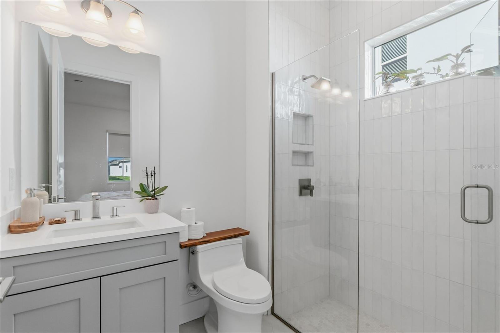 Image 31 of 46 For 7982 Redonda Loop