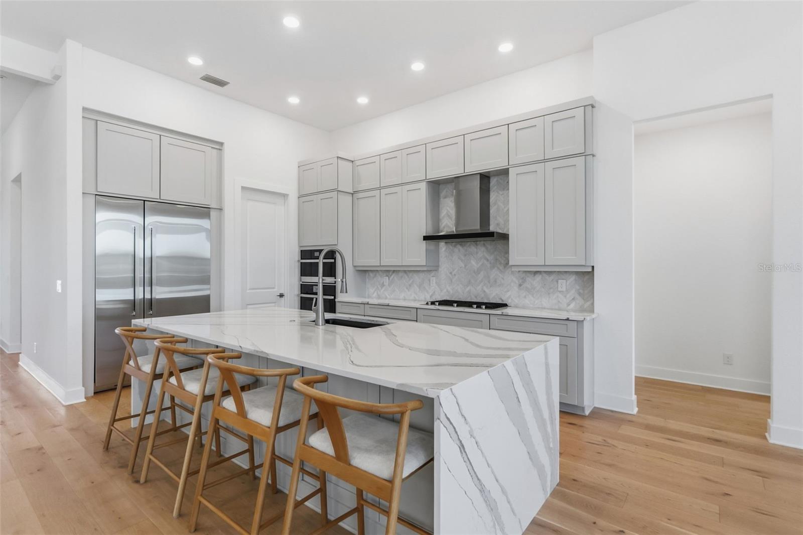 Image 4 of 46 For 7982 Redonda Loop