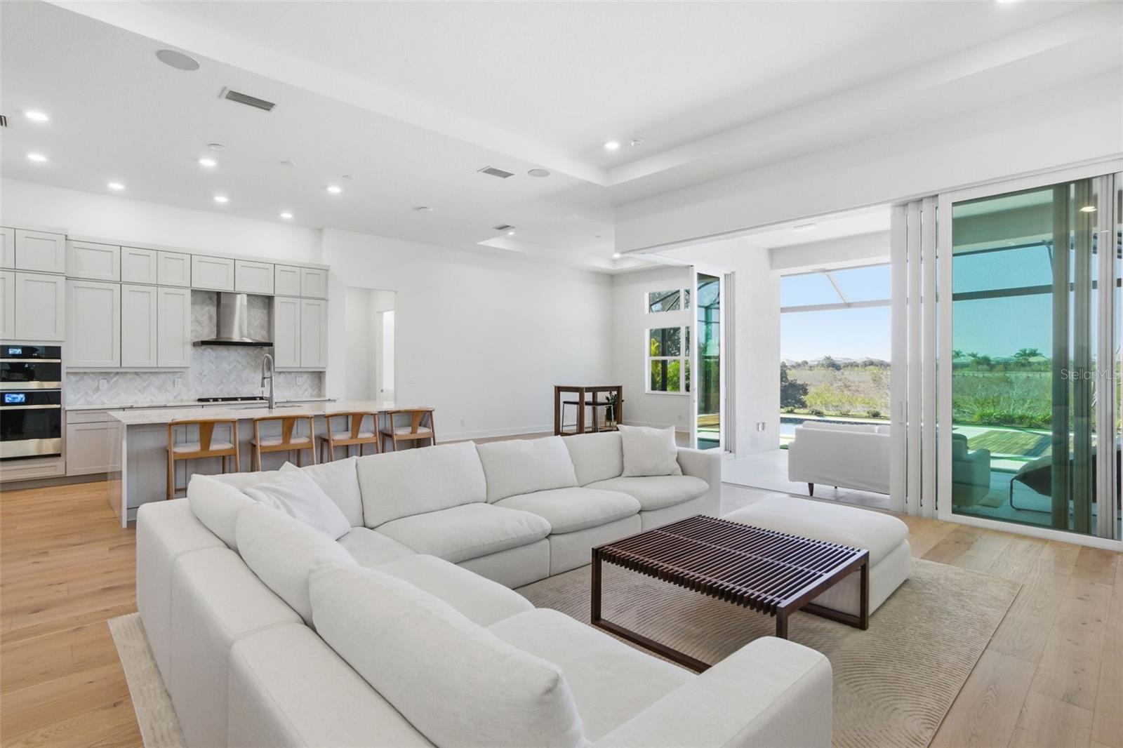 Image 7 of 46 For 7982 Redonda Loop