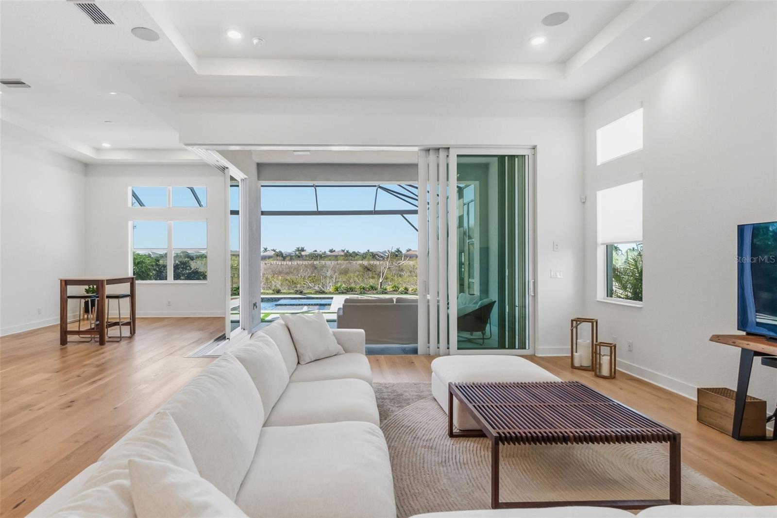 Image 9 of 46 For 7982 Redonda Loop