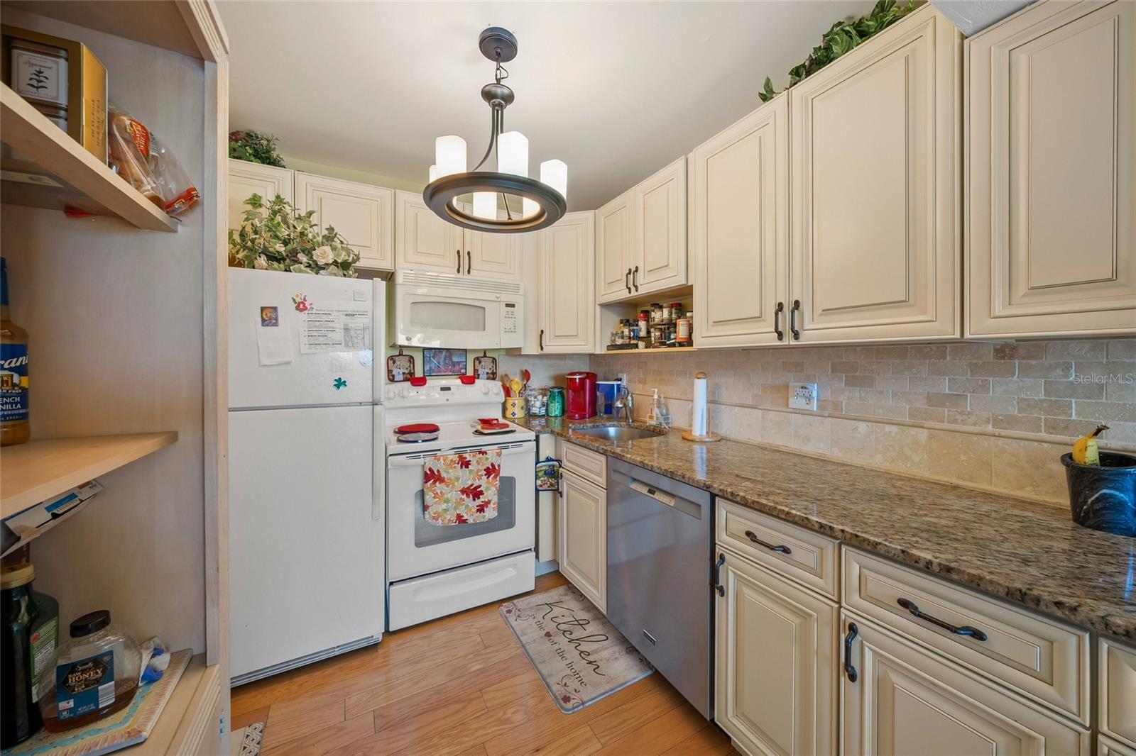 Image 14 of 47 For 7193 Country Club Drive N 237