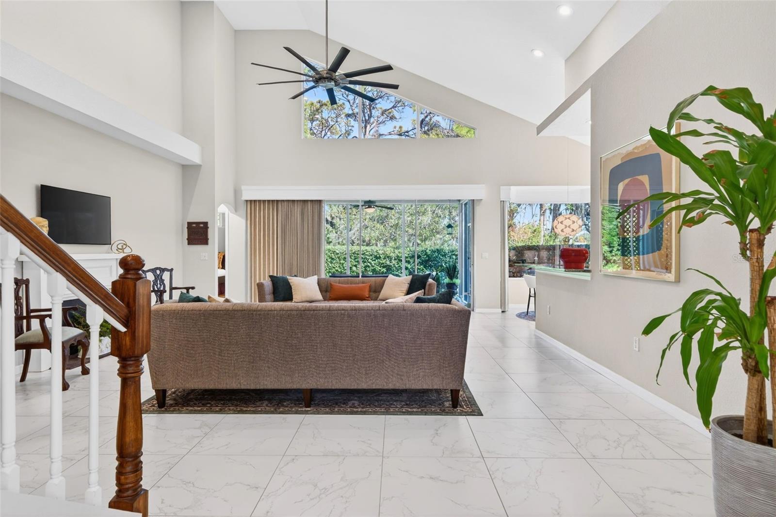 Image 11 of 60 For 8023 Desoto Woods Drive