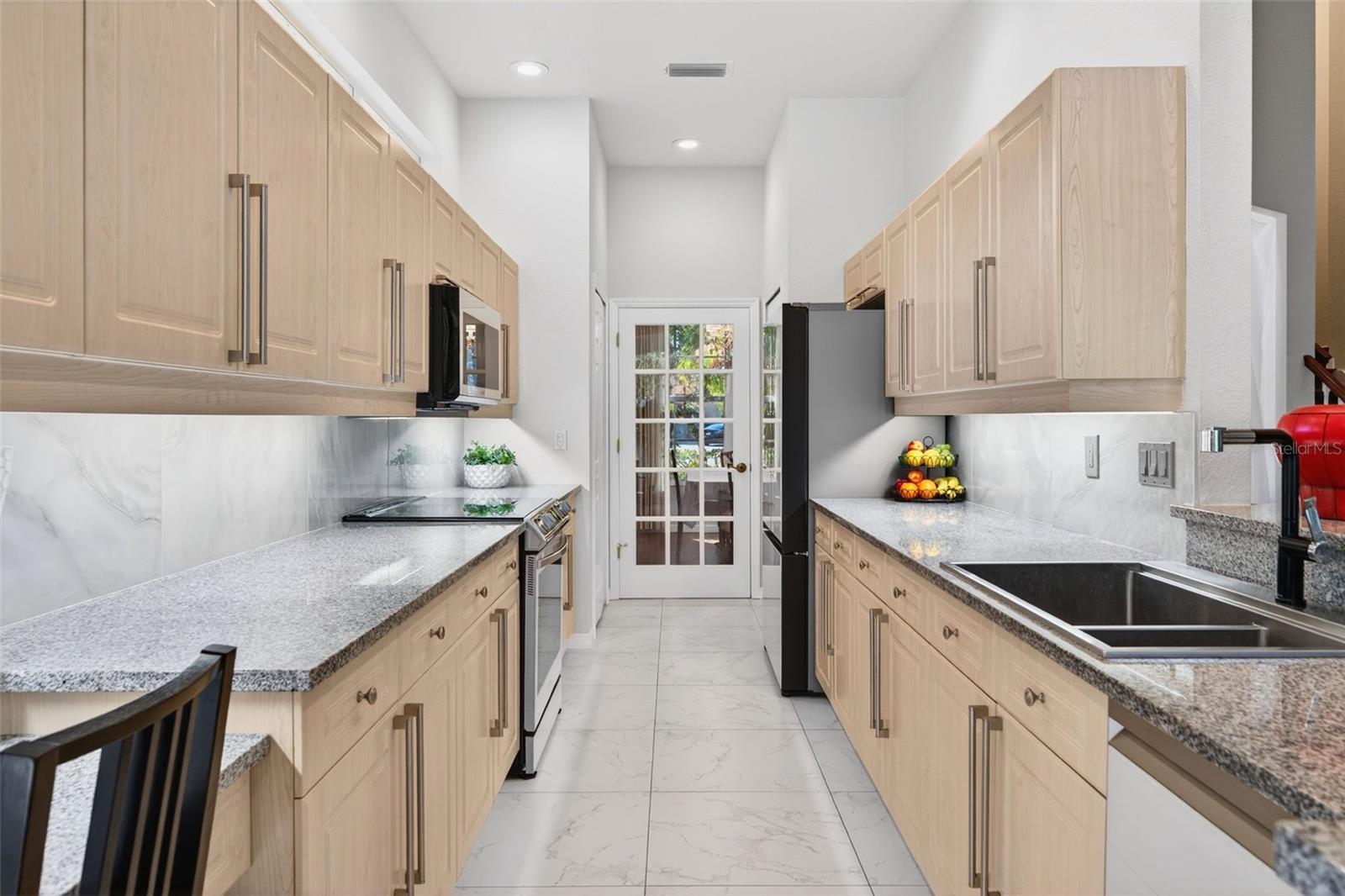 Image 19 of 60 For 8023 Desoto Woods Drive