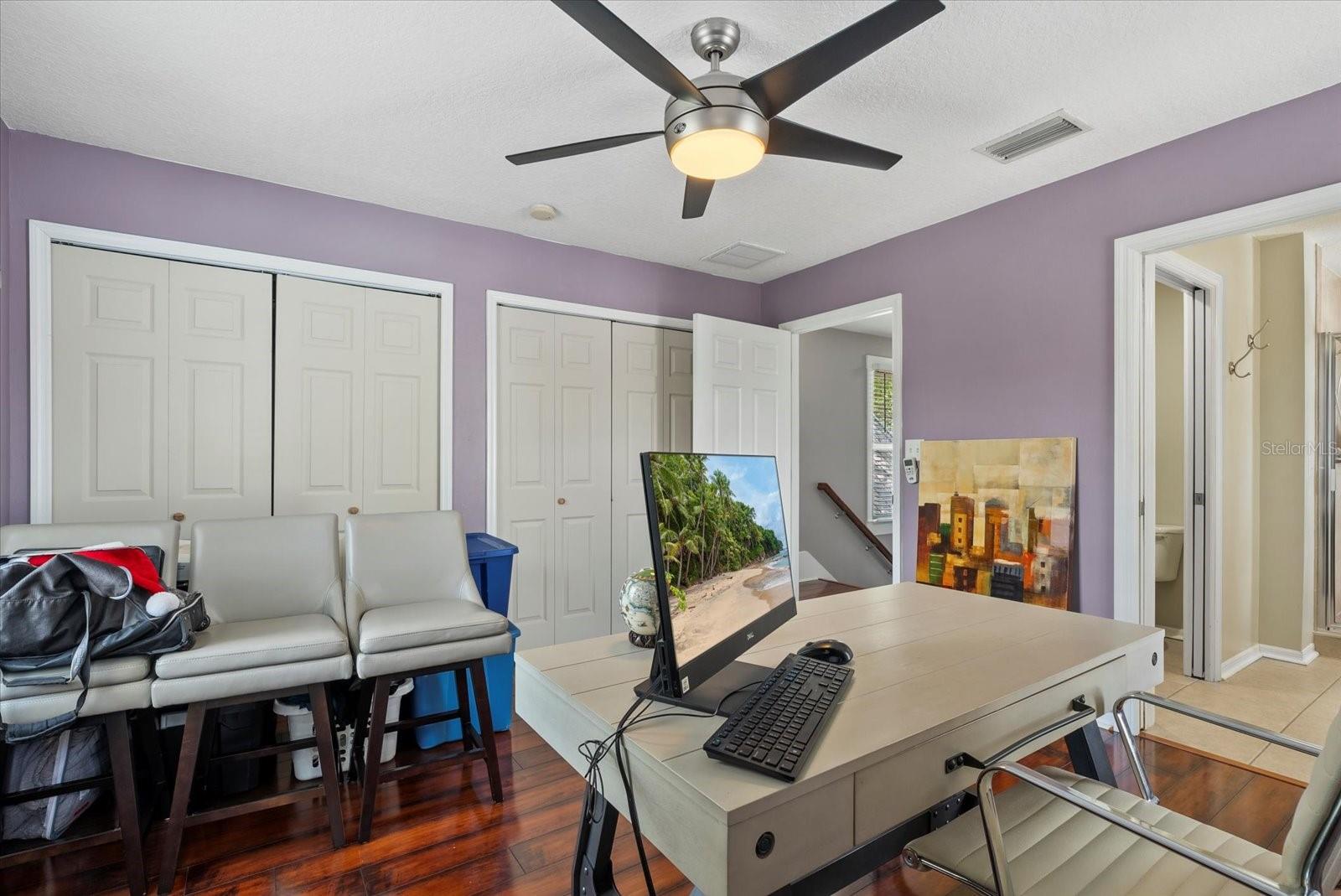 Image 14 of 25 For 412 Amelia Avenue