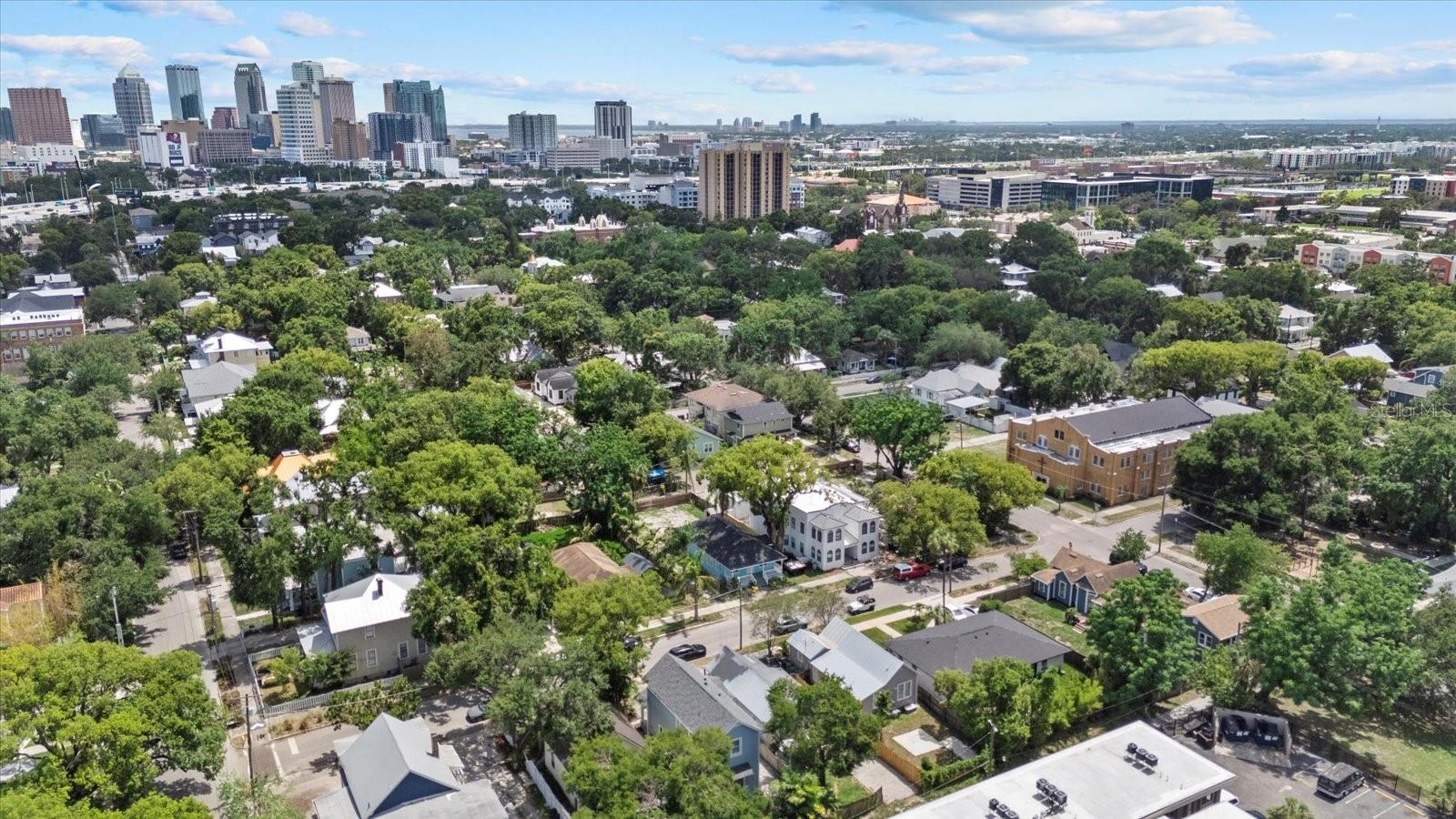 Image 25 of 25 For 412 Amelia Avenue