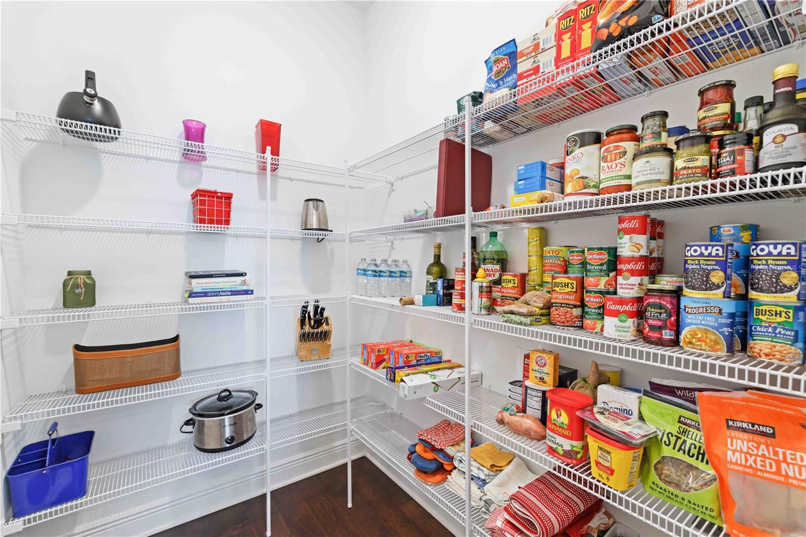 Image 16 of 55 For 4828 Antrim Drive