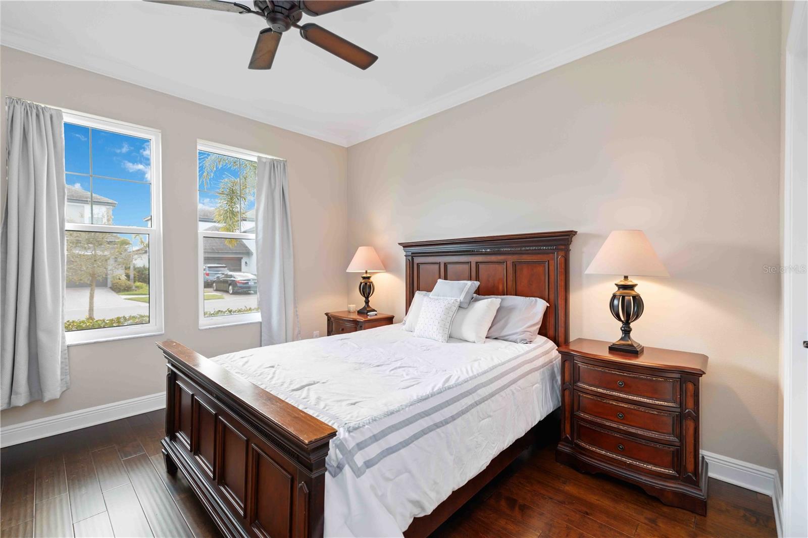 Image 24 of 55 For 4828 Antrim Drive