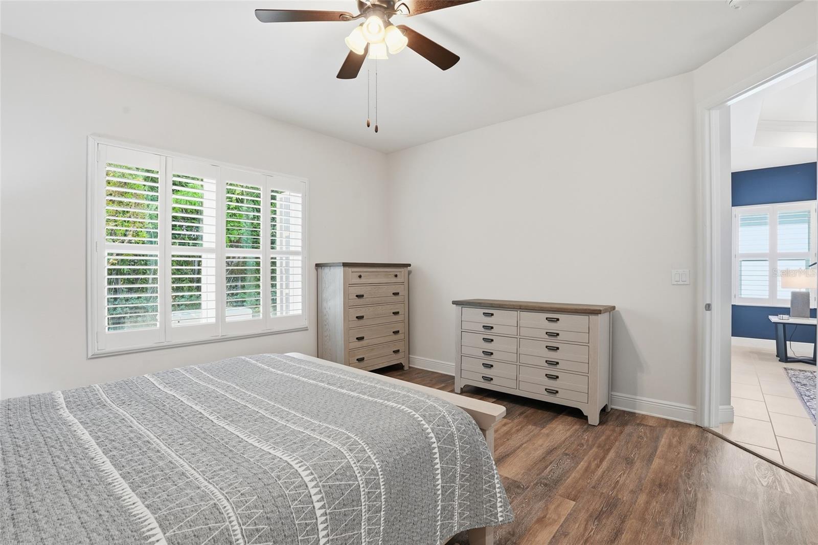 Image 20 of 39 For 11655 Solano Drive