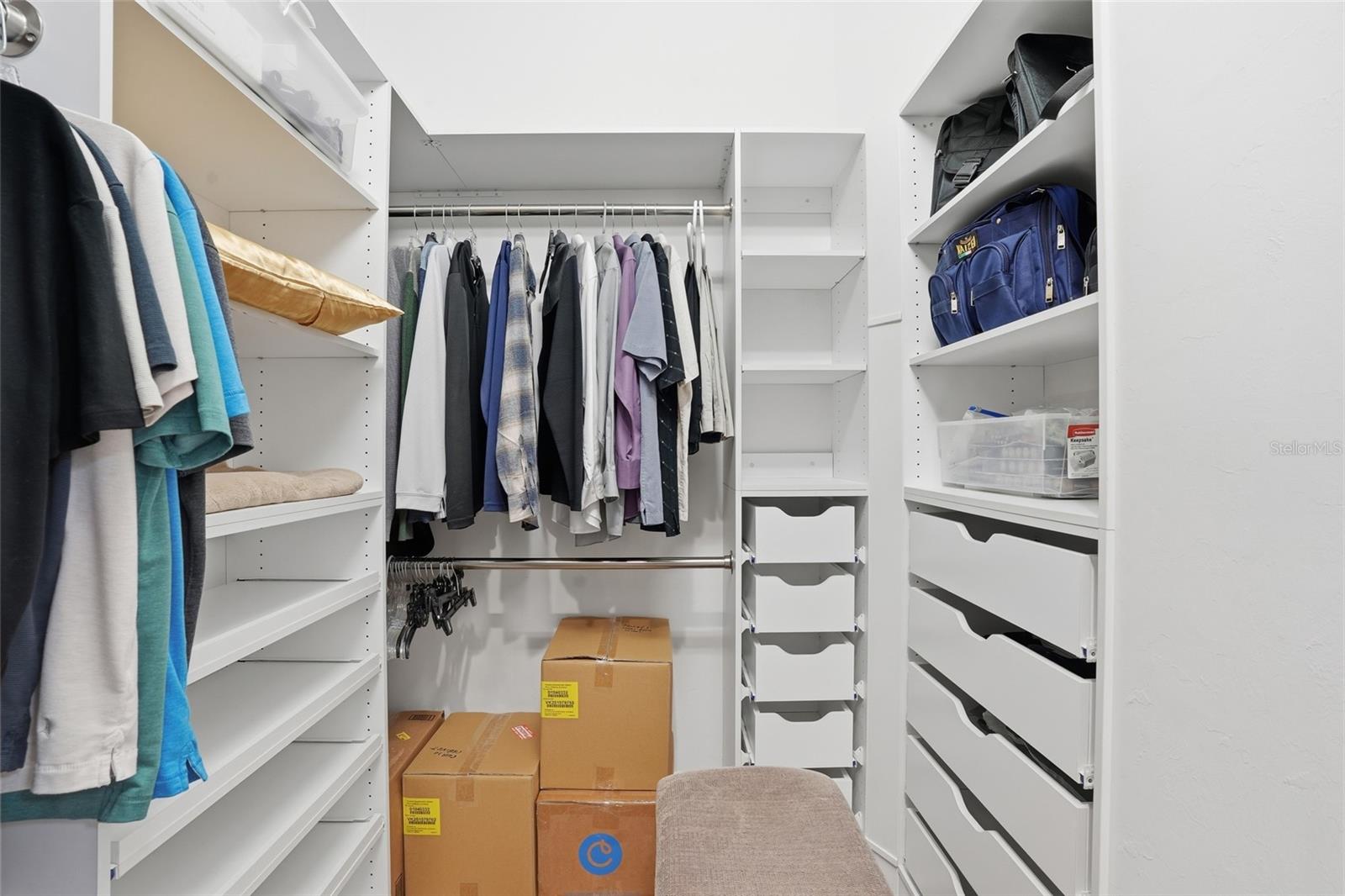 Image 24 of 39 For 11655 Solano Drive