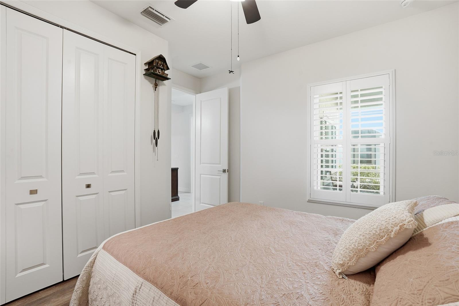 Image 27 of 39 For 11655 Solano Drive