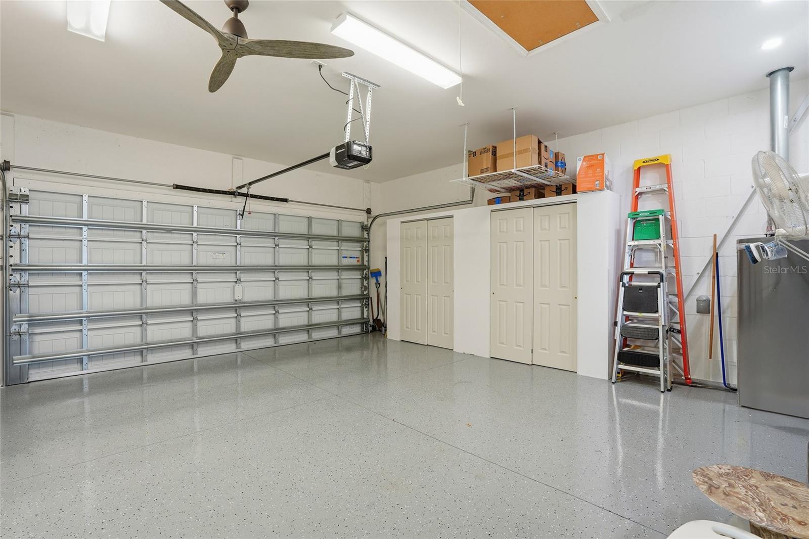 Image 32 of 39 For 11655 Solano Drive