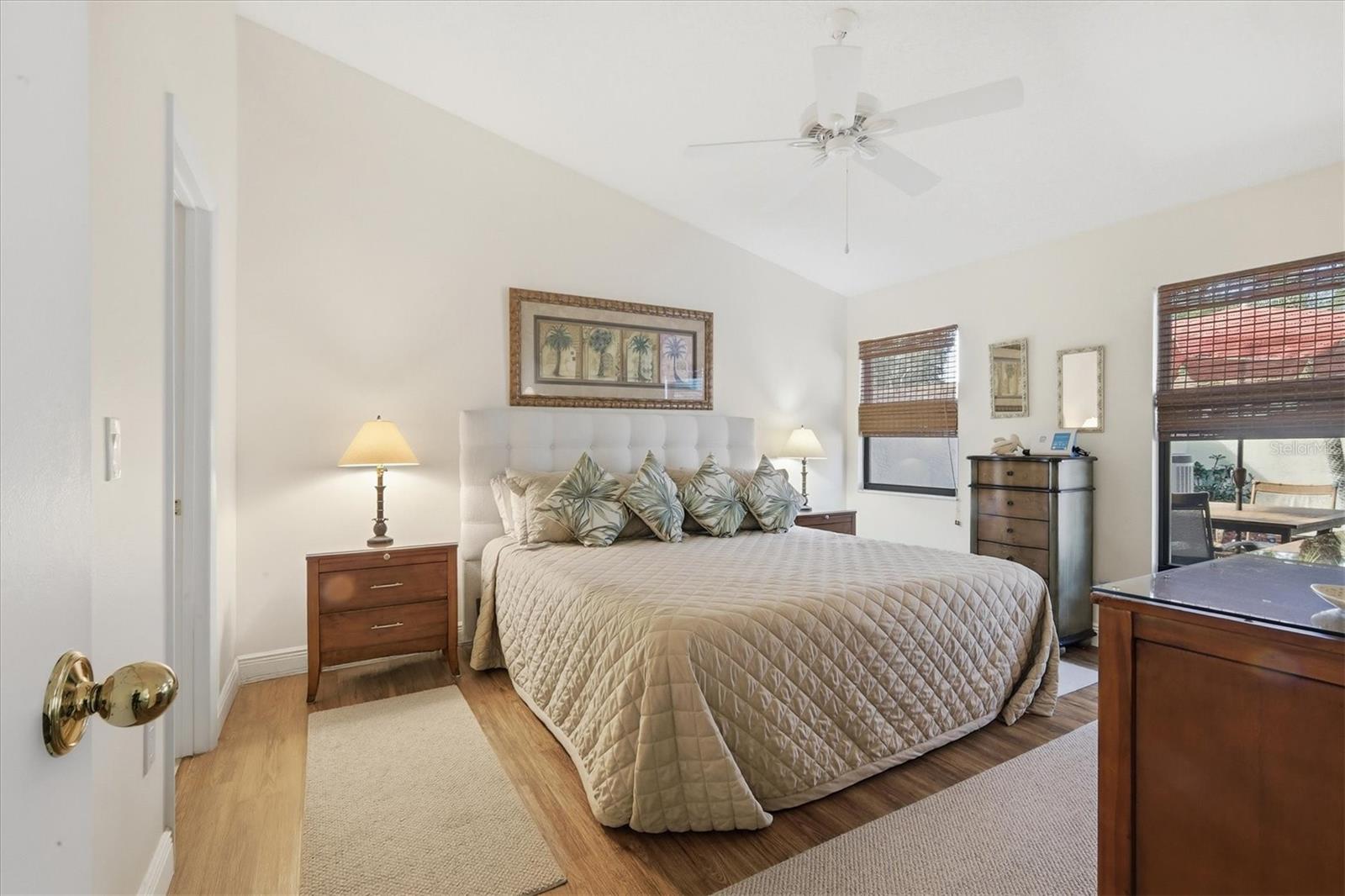 Image 15 of 33 For 2906 Oak Lane