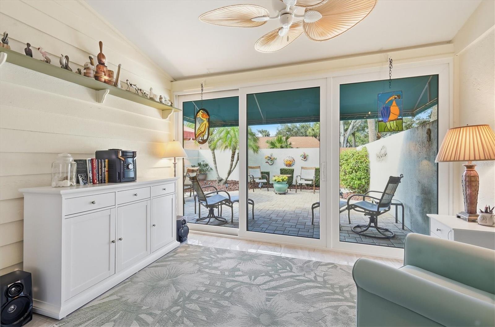 Image 20 of 33 For 2906 Oak Lane