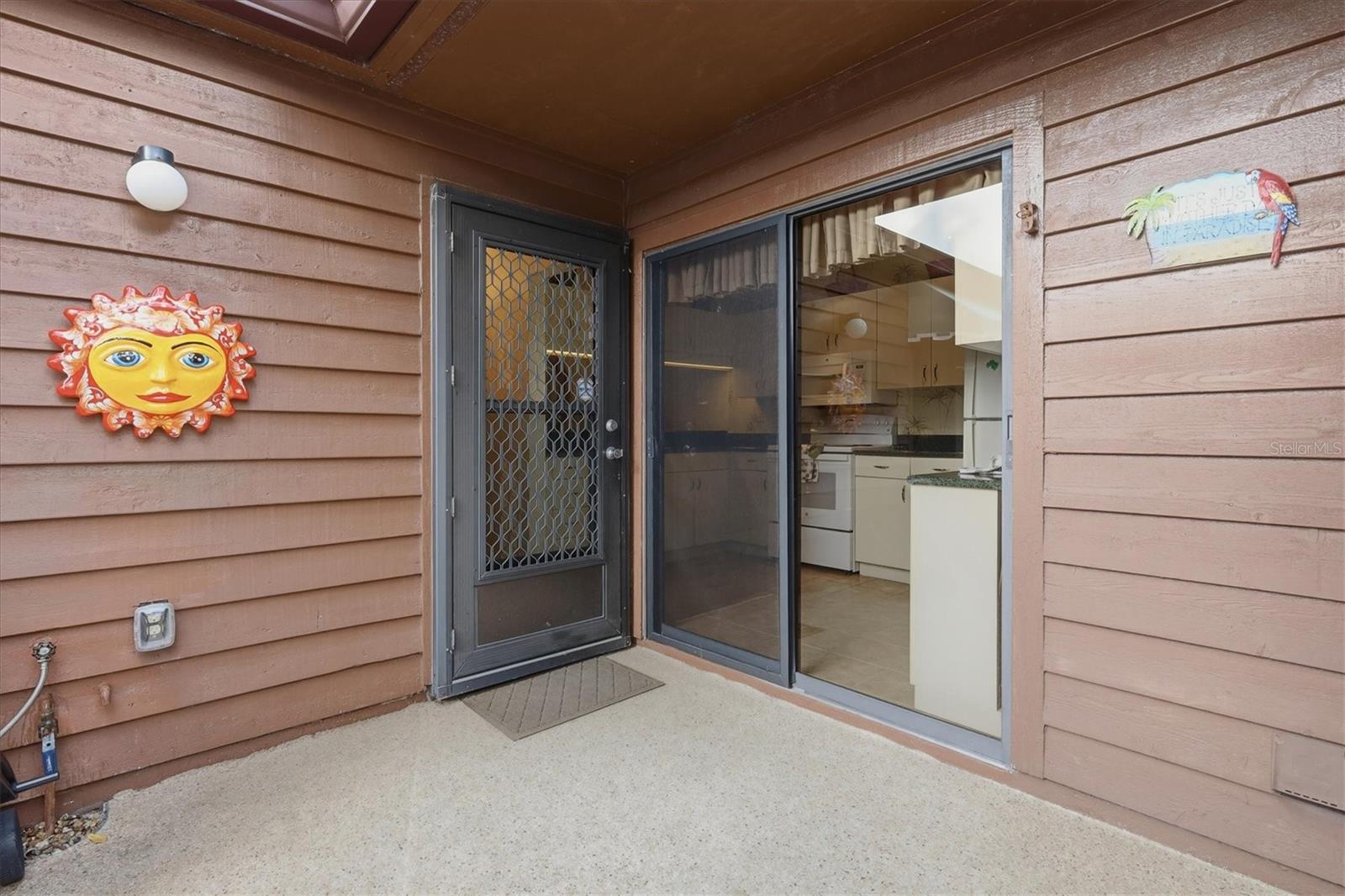 Image 5 of 33 For 2906 Oak Lane