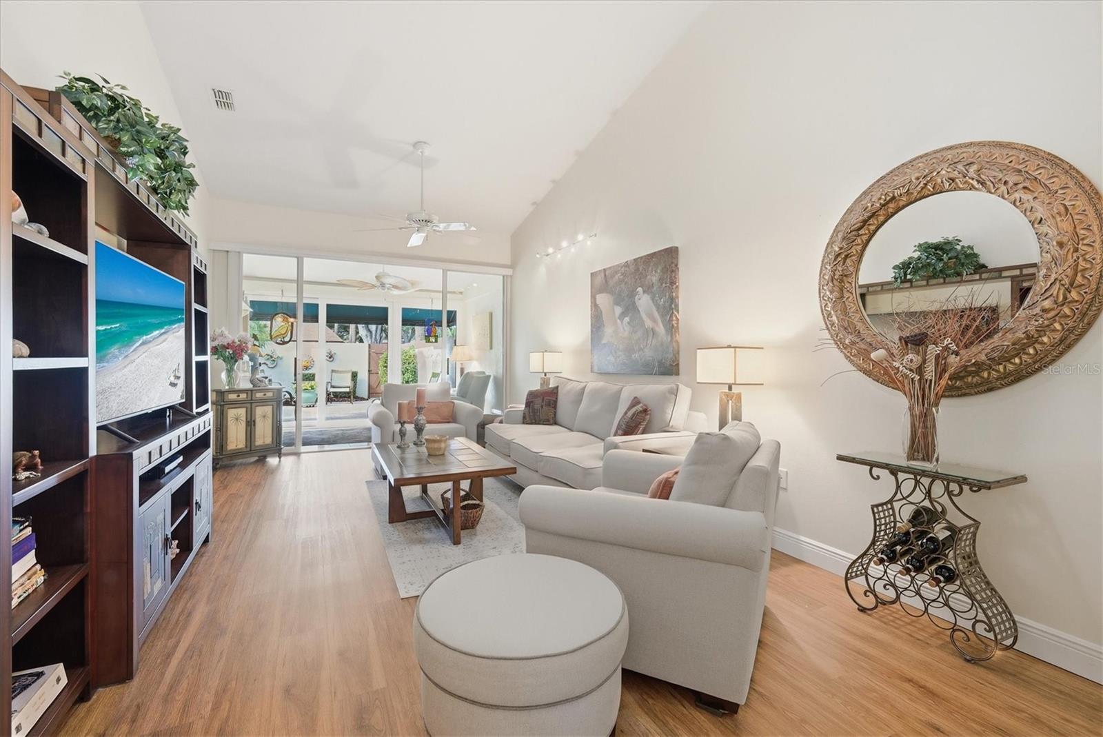 Image 7 of 33 For 2906 Oak Lane