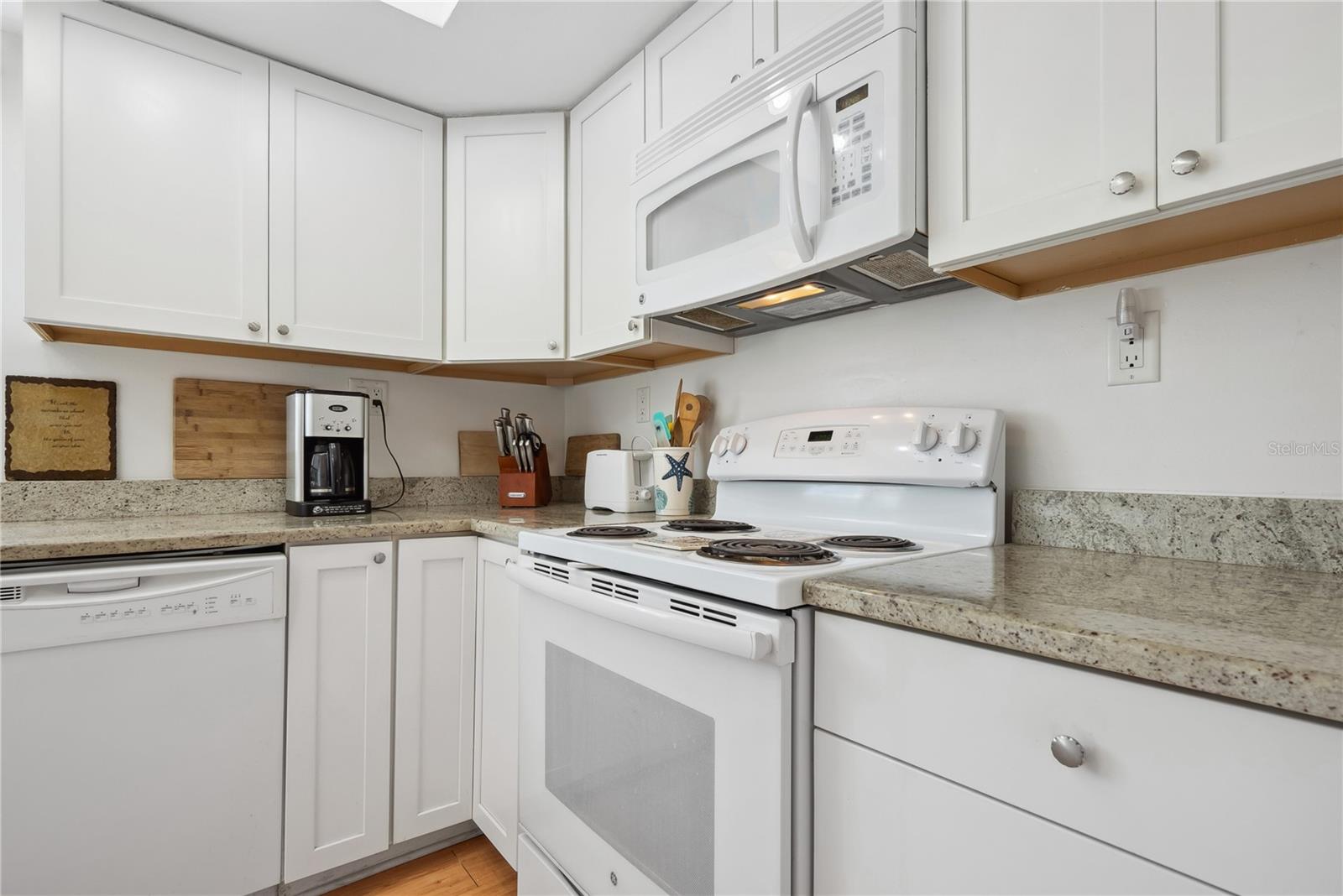 Image 18 of 34 For 4311 Gulf Of Mexico Drive 501