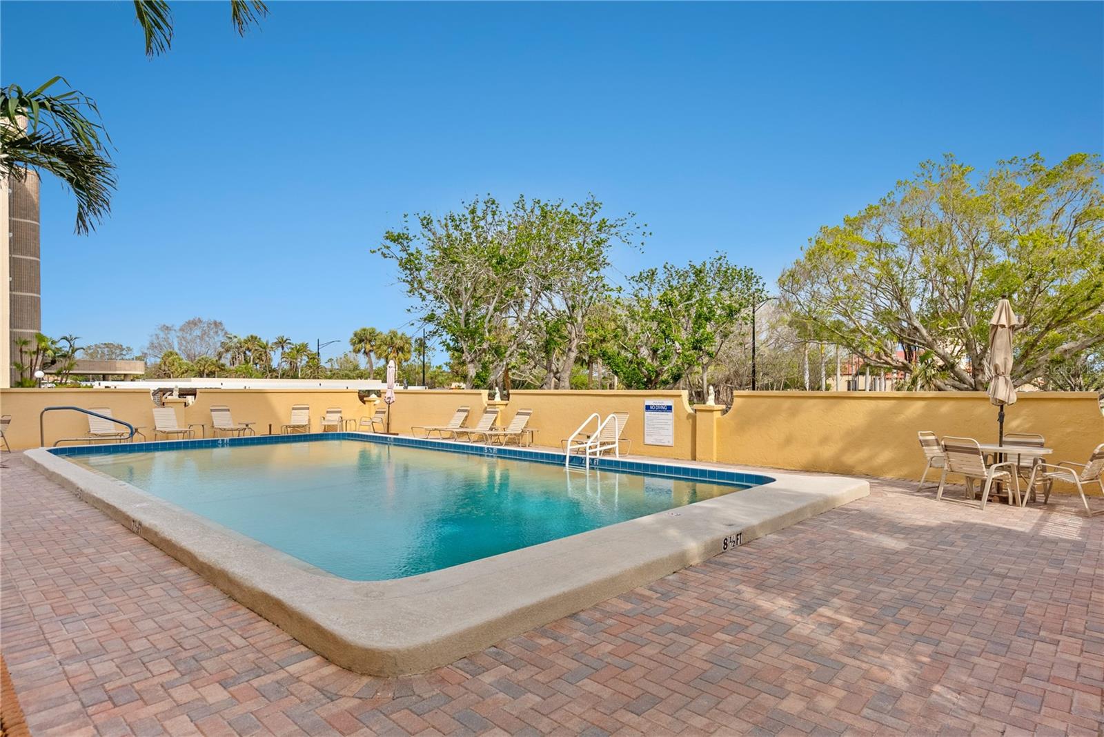 Image 25 of 34 For 4311 Gulf Of Mexico Drive 501