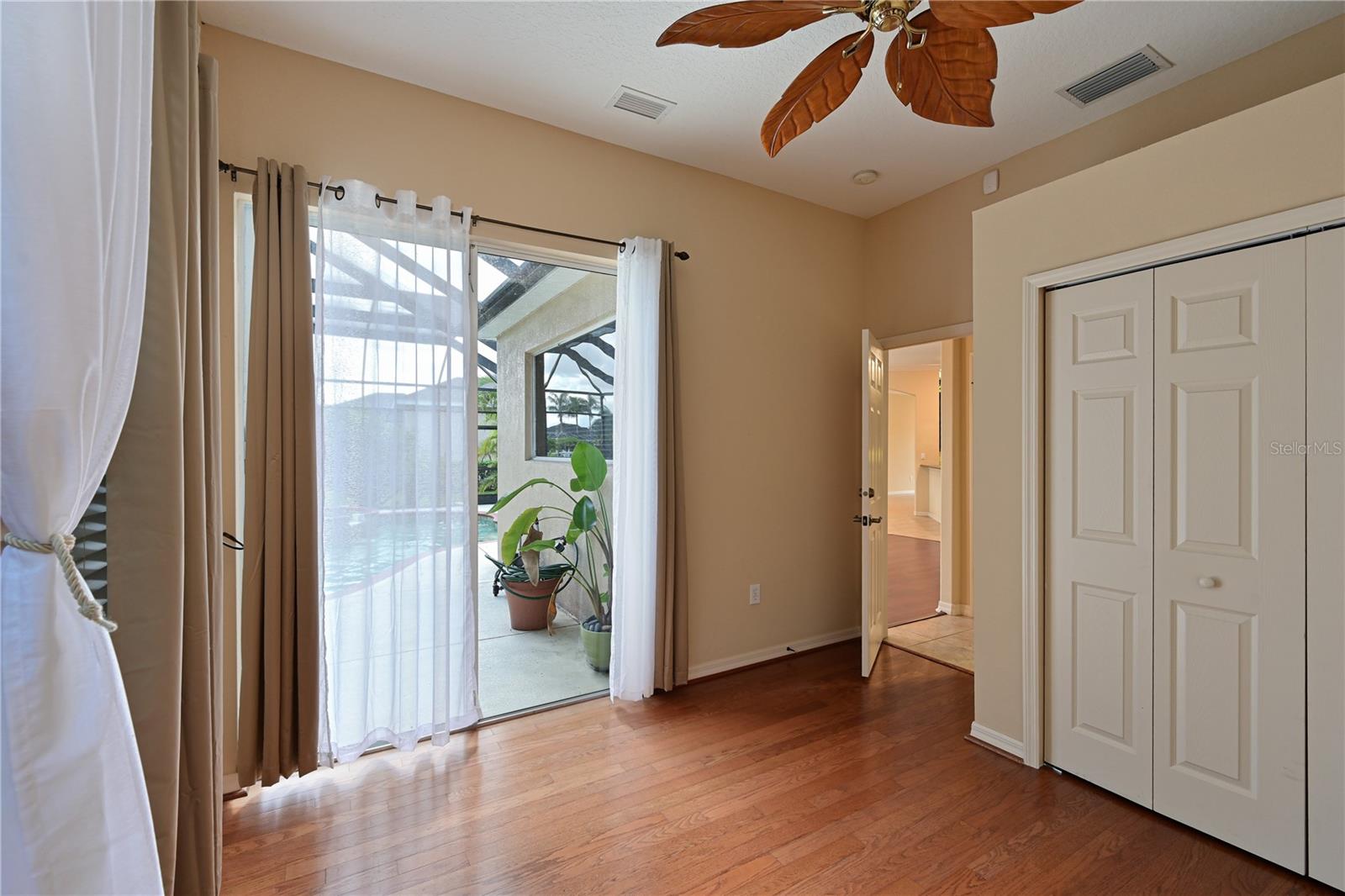 Image 19 of 41 For 348 Snapdragon Loop