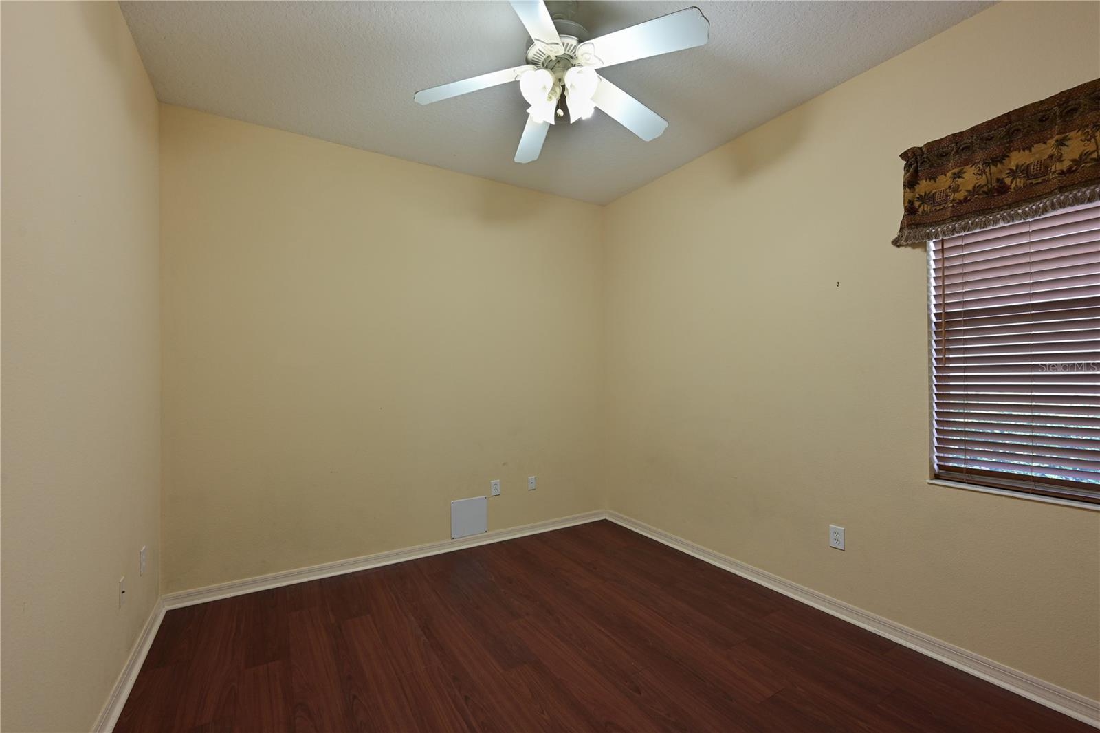 Image 20 of 41 For 348 Snapdragon Loop