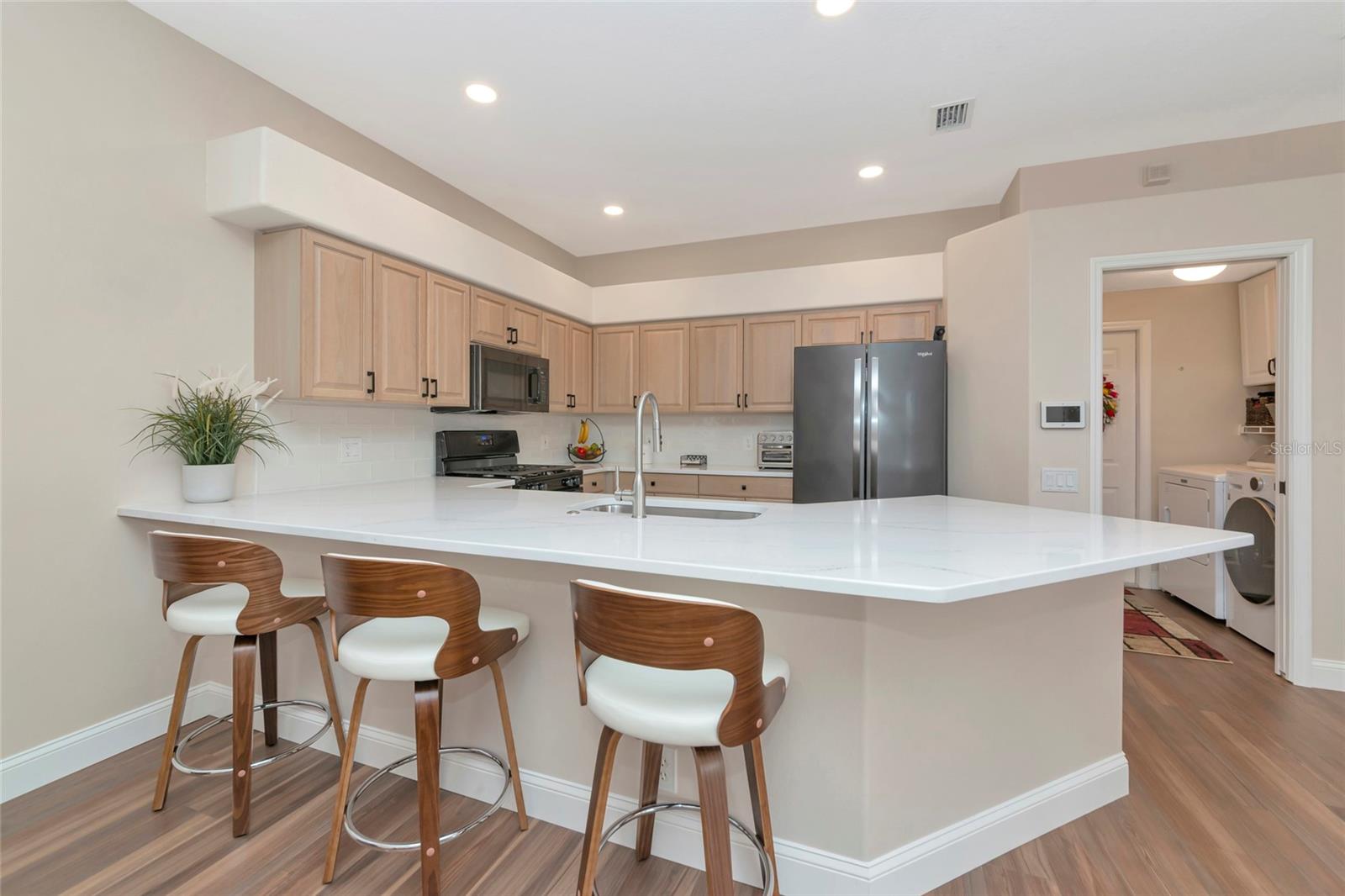 Image 17 of 66 For 10651 Old Grove Circle