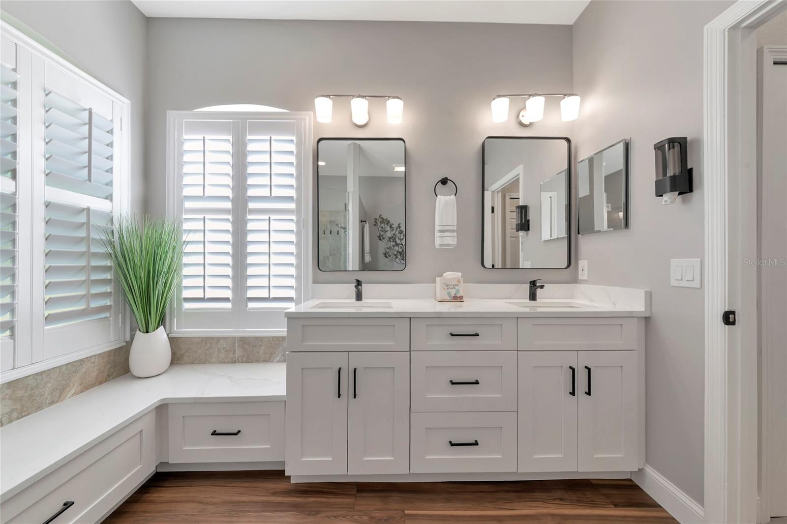 Image 33 of 66 For 10651 Old Grove Circle