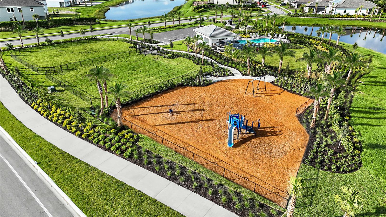 Image 44 of 100 For 8572 Snowfall Street