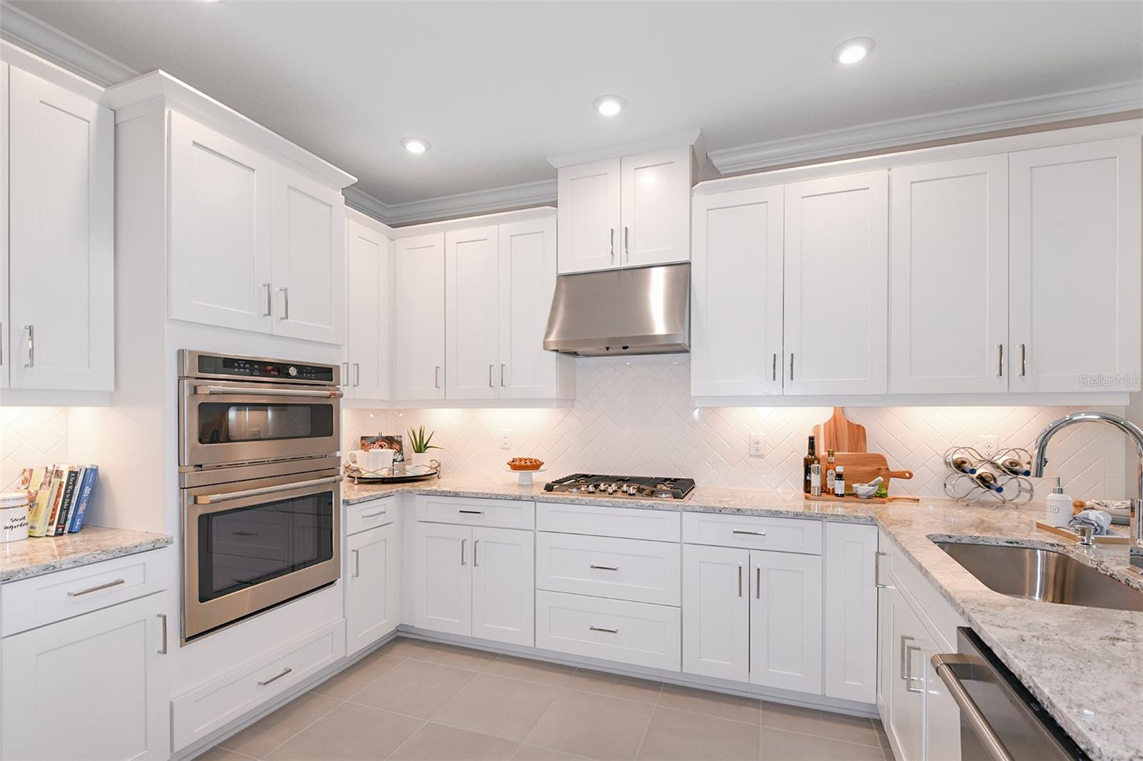 Image 6 of 100 For 8572 Snowfall Street