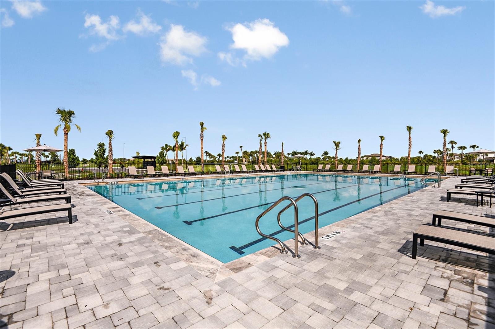 Image 79 of 100 For 8572 Snowfall Street