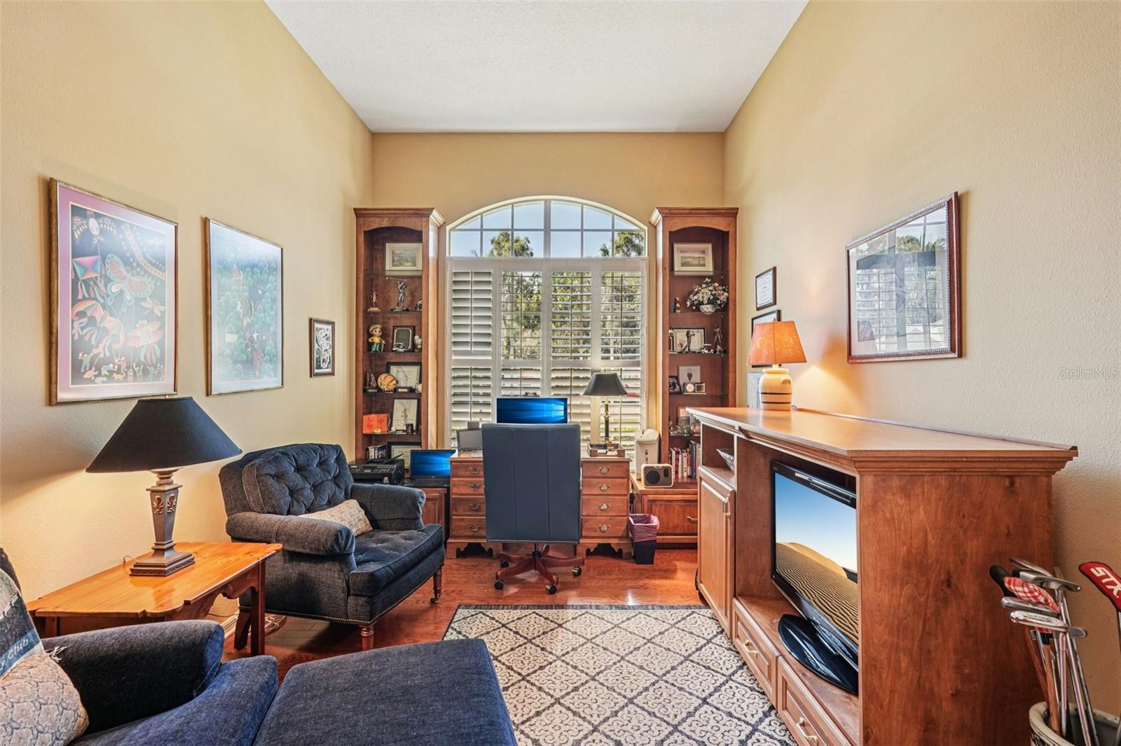 Image 18 of 68 For 417 Huntridge Drive