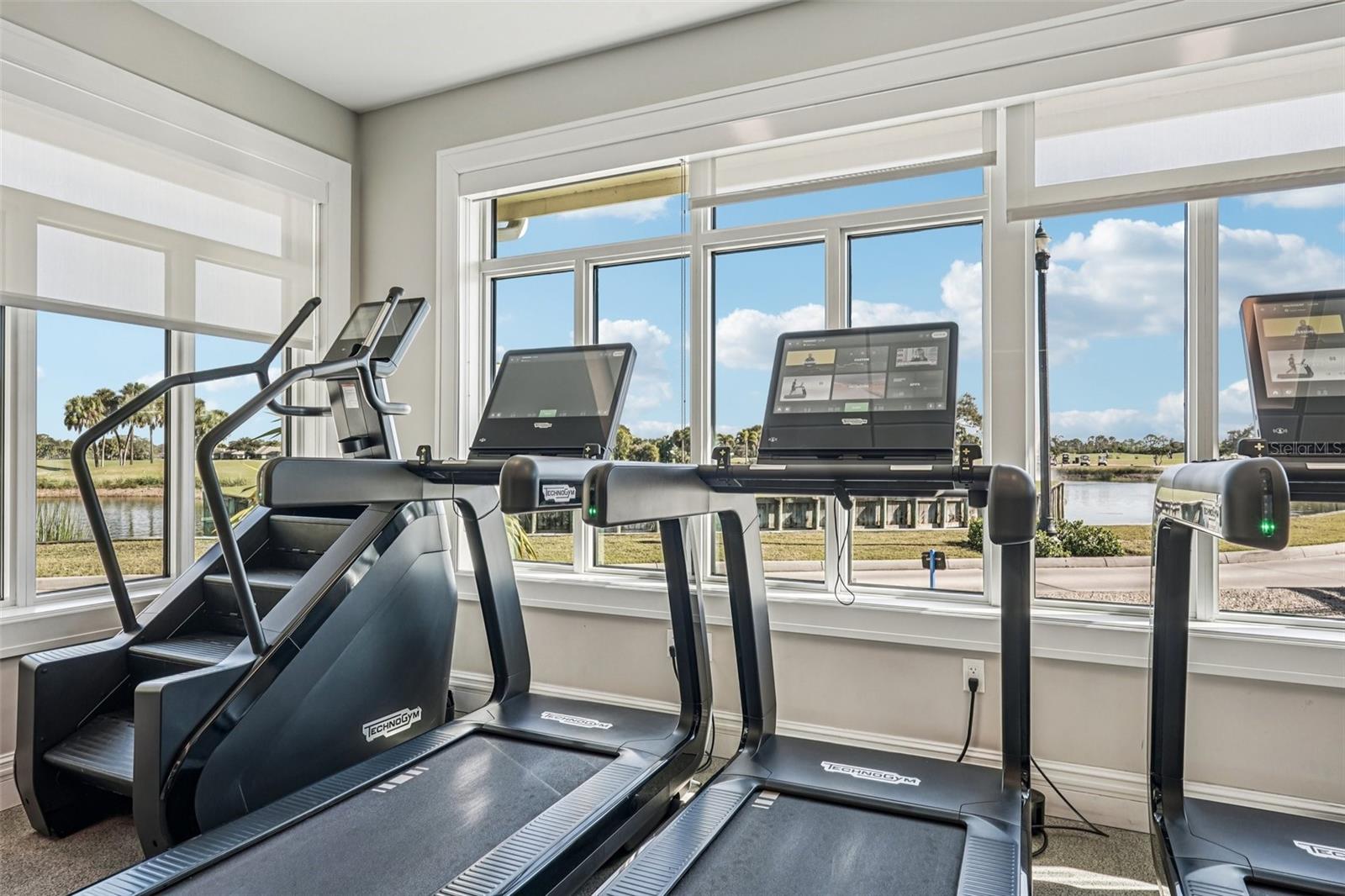 Image 58 of 68 For 417 Huntridge Drive