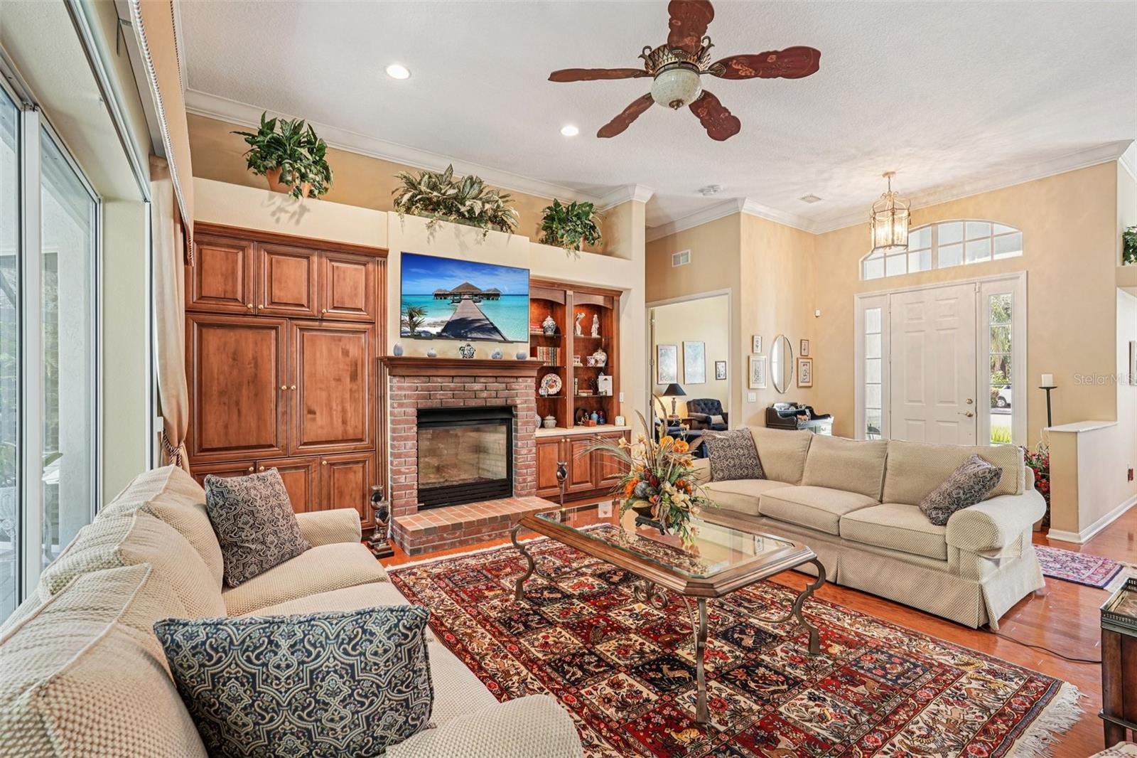 Image 6 of 68 For 417 Huntridge Drive