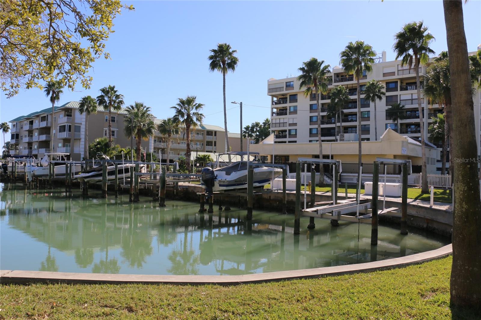 Image 31 of 50 For 401 150th Avenue 223