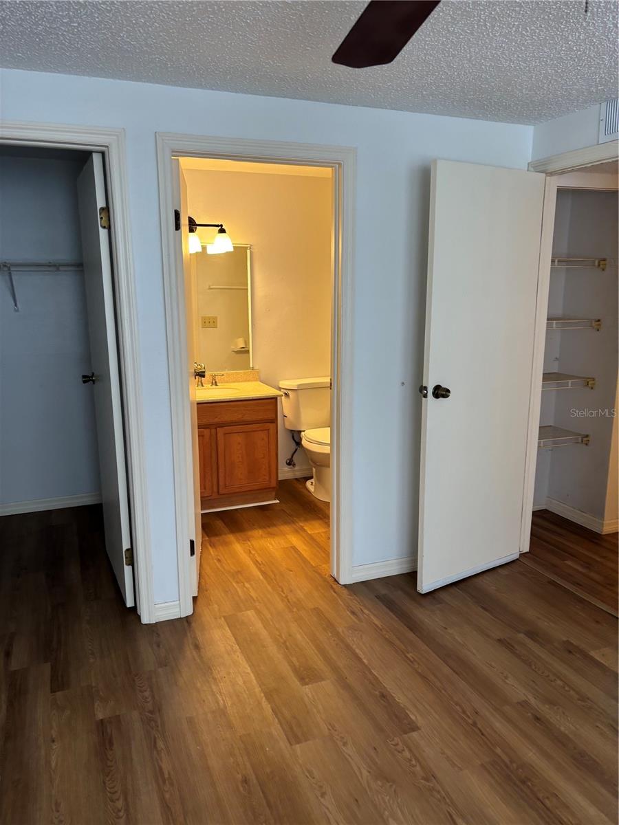 Image 12 of 21 For 5026 Water Oak Drive 104