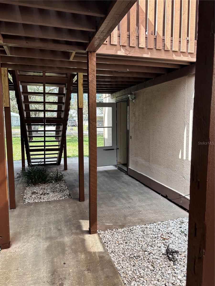 Image 3 of 21 For 5026 Water Oak Drive 104