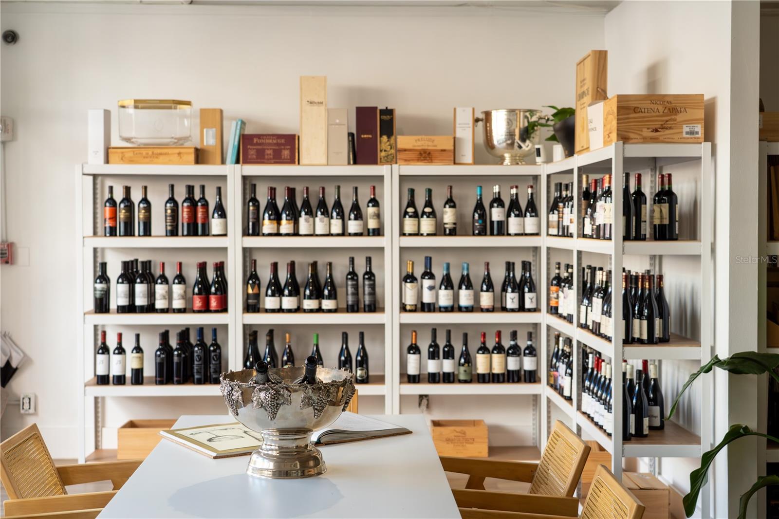 Image 11 of 14 For 1390 Main Street  804