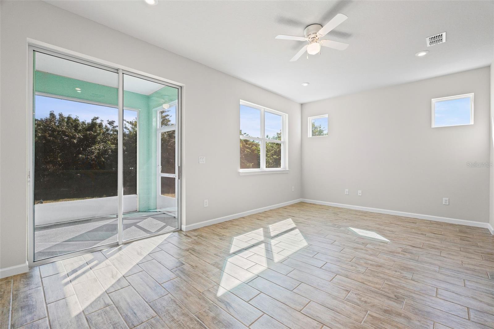 Listing photo id 9 for 11844 Sky Acres Terrace