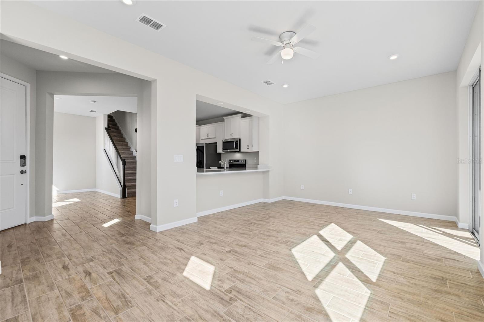 Listing photo id 10 for 11844 Sky Acres Terrace