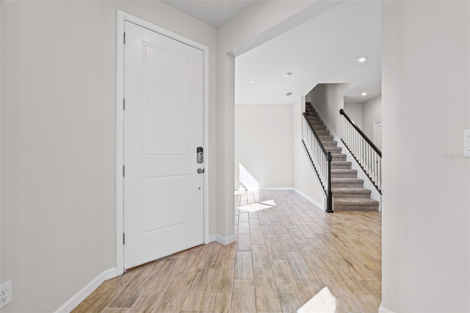 Listing photo id 13 for 11844 Sky Acres Terrace