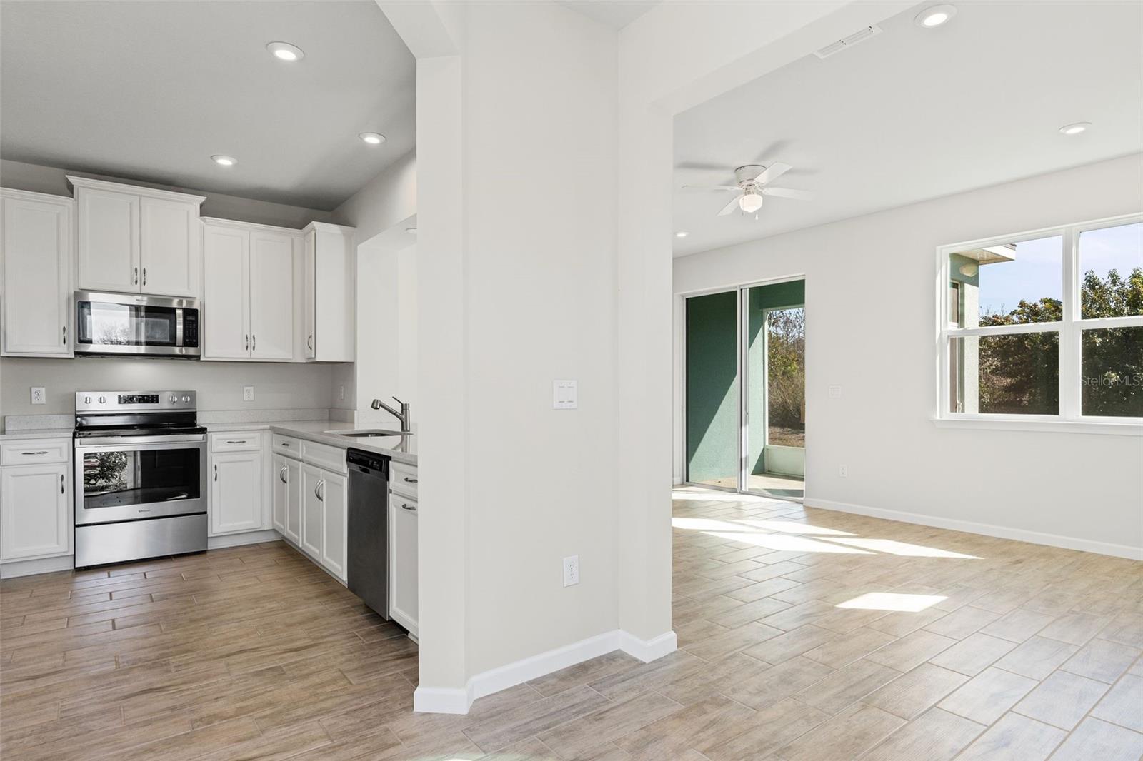 Listing photo id 17 for 11844 Sky Acres Terrace