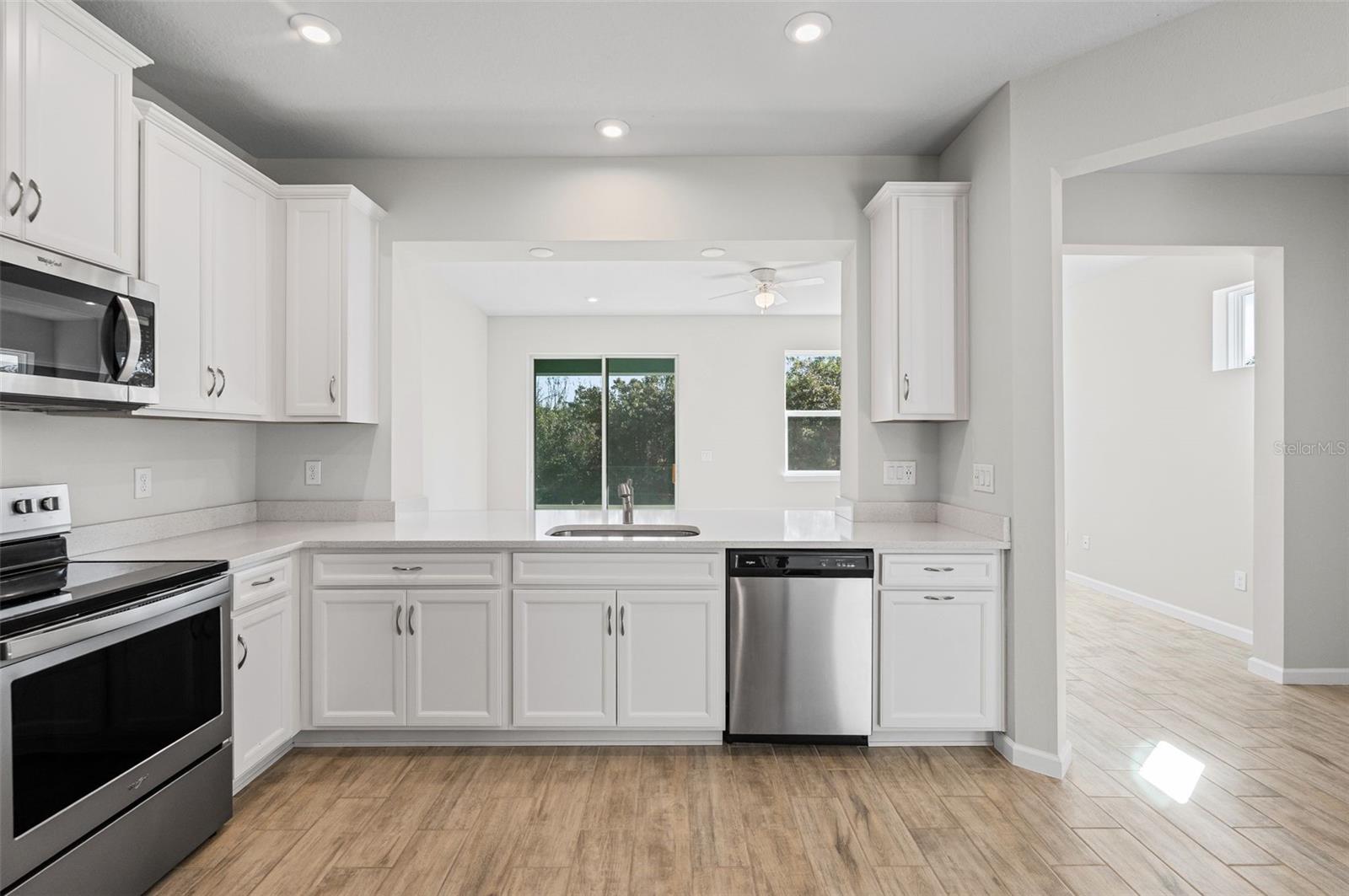 Listing photo id 20 for 11844 Sky Acres Terrace