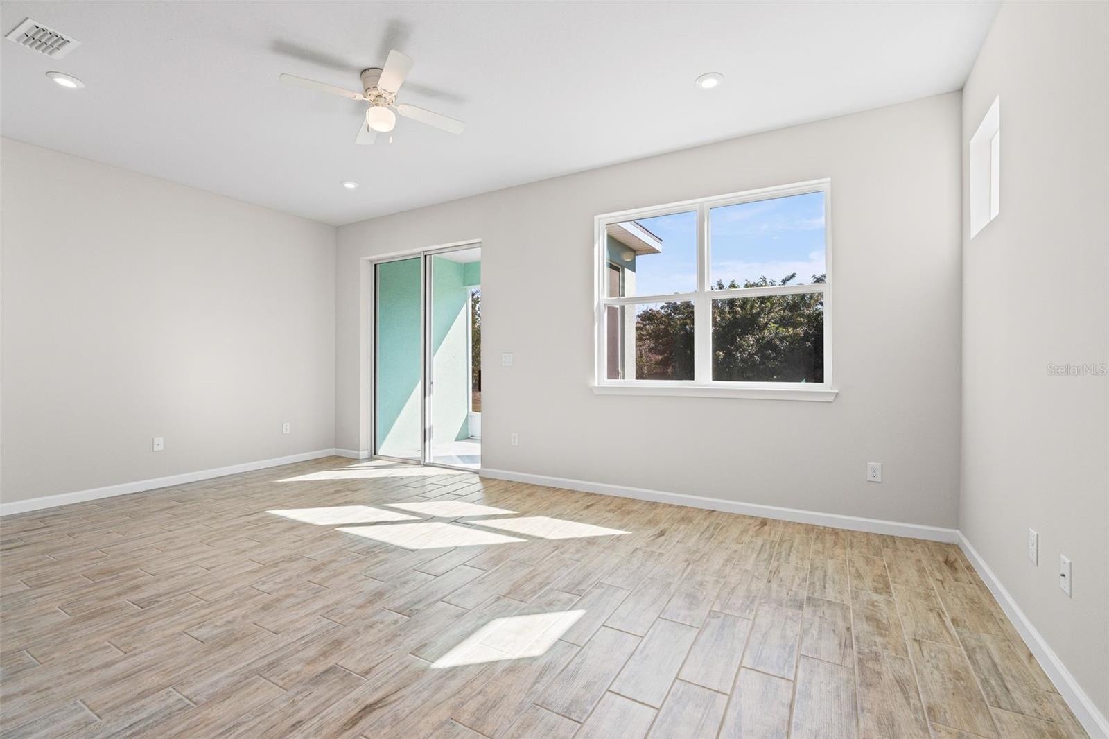 Listing photo id 7 for 11844 Sky Acres Terrace