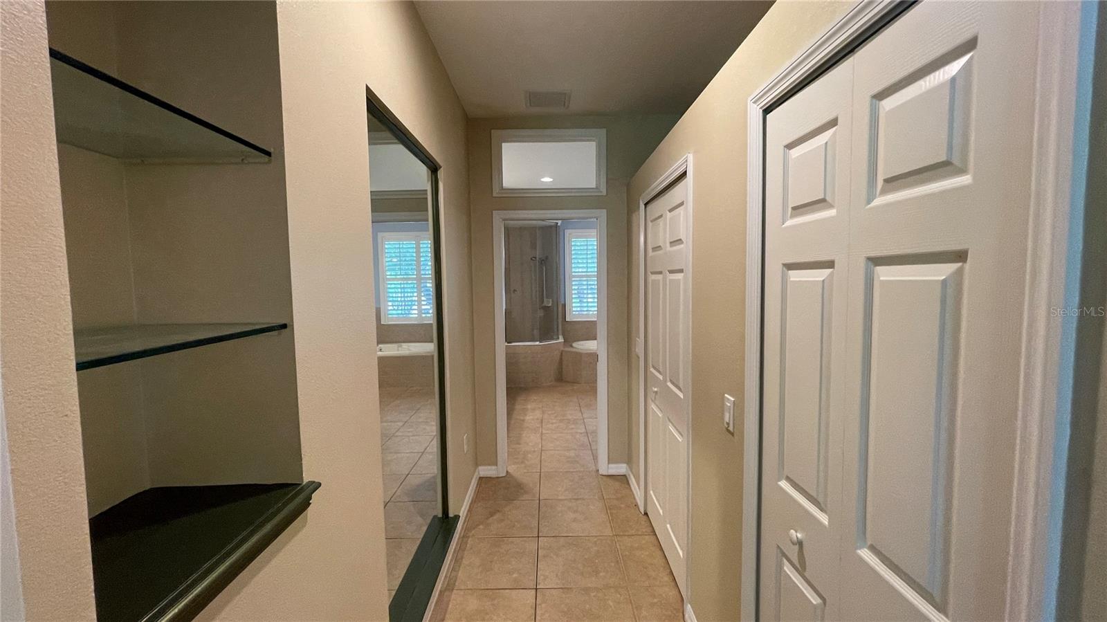 Image 18 of 51 For 7704 Drayton Circle