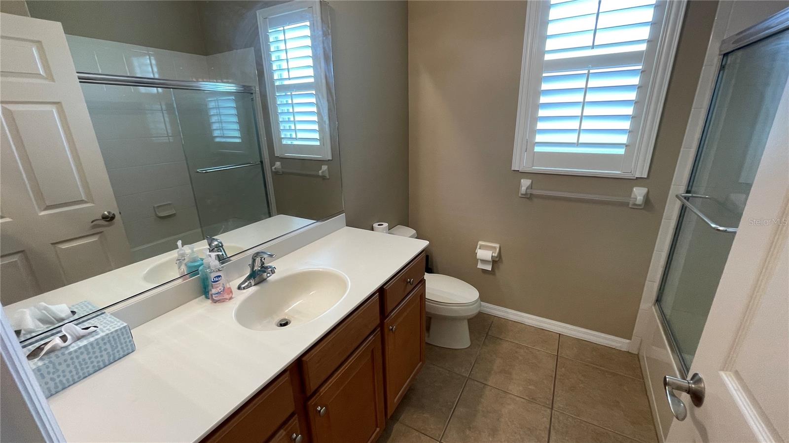 Image 28 of 51 For 7704 Drayton Circle