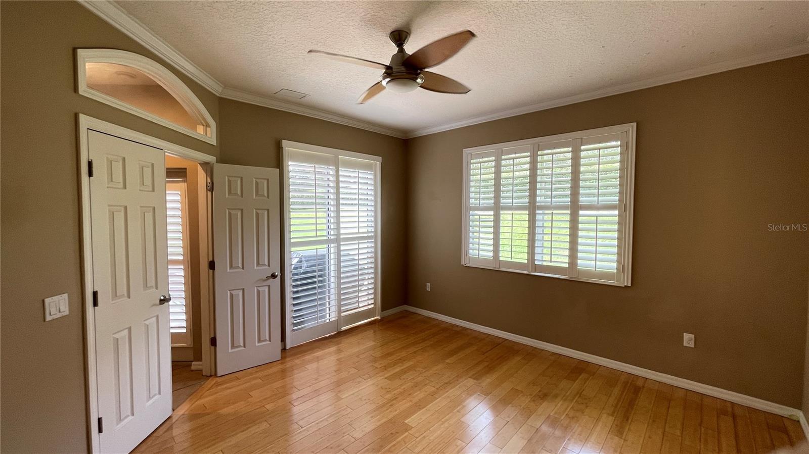 Image 33 of 51 For 7704 Drayton Circle