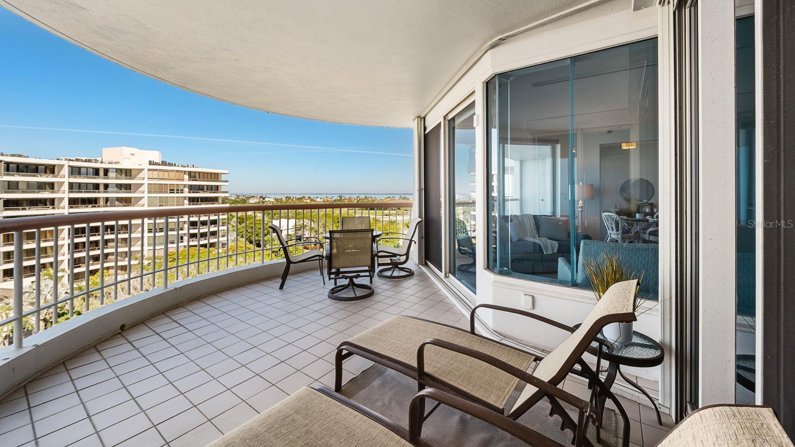 Image 44 of 70 For 455 Longboat Club Road 707