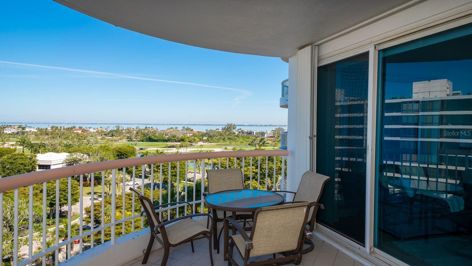 Image 45 of 70 For 455 Longboat Club Road 707