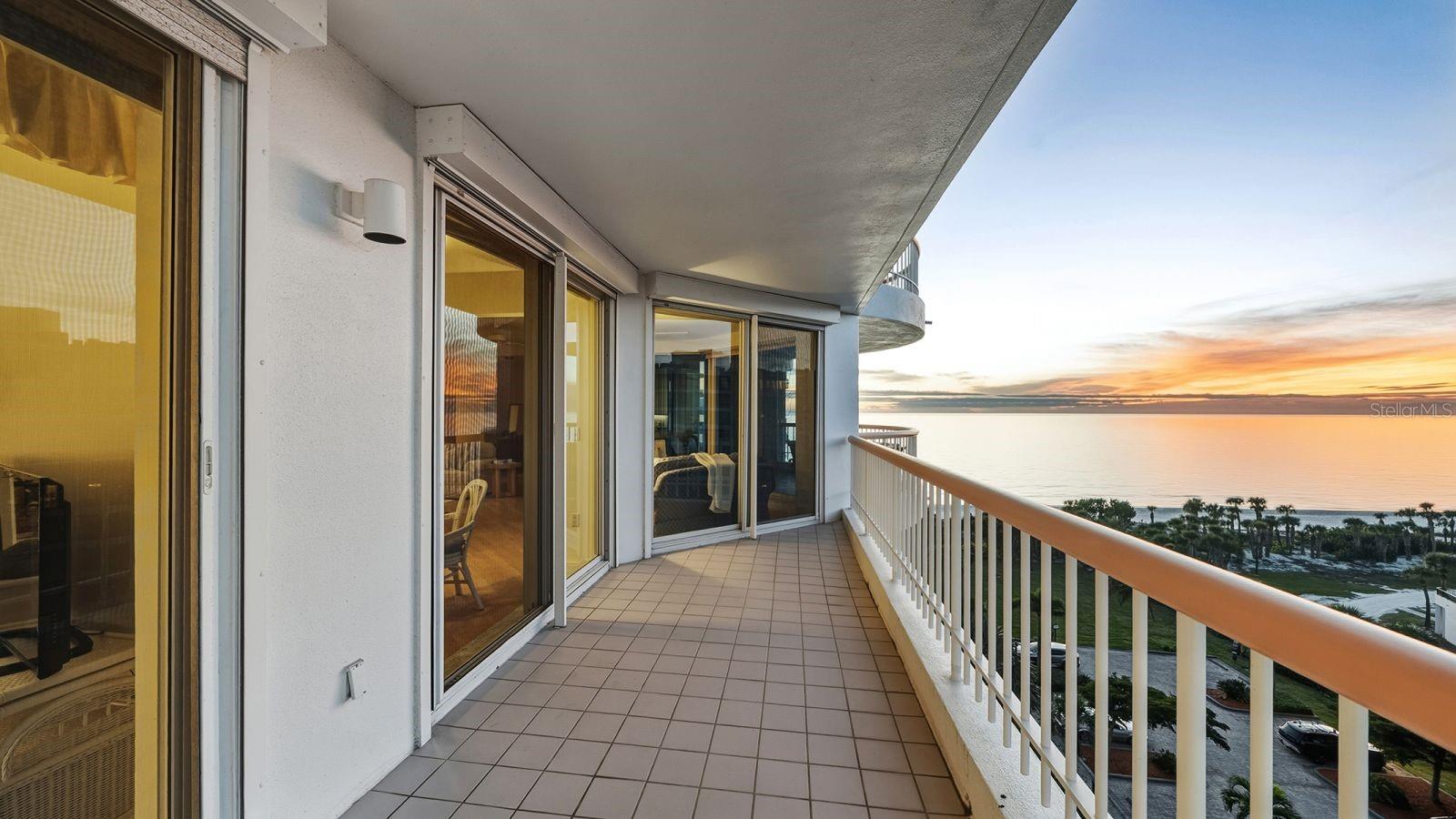 Image 47 of 70 For 455 Longboat Club Road 707