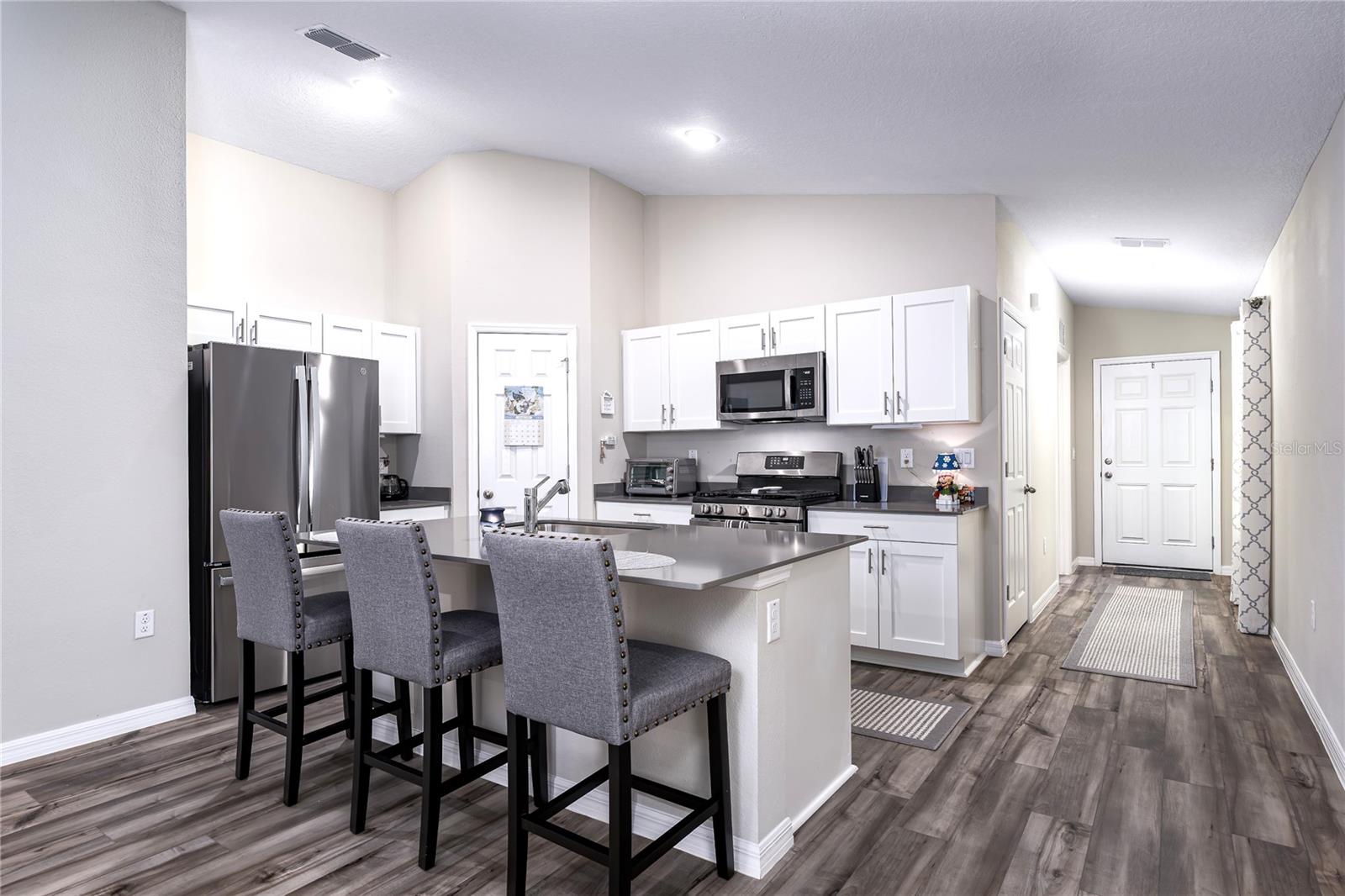 Image 3 of 35 For 7635 Twin Leaf Terrace